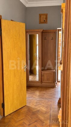 3 otaqlı Köhnə tikili, Nəsimi r., Bakı