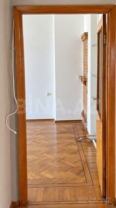 3 otaqlı Köhnə tikili, Nəsimi r., Bakı