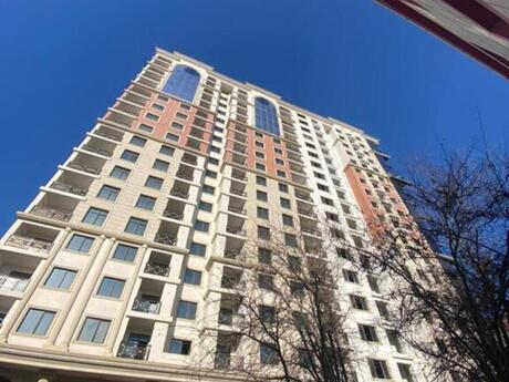 Zirvə Park  yaşayış kompleksi