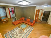 İcarəyə verilir 4 otaqlı köhnə tikili 140 m², Sahil m., photo 1 from 8