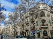 Satılır 5 otaqlı köhnə tikili 221 m², Nəsimi r., photo 7 from 8