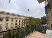 Объявление №3384510 - Баку, м. Сахил, 4-комн., 195 м², 3/4 этаж