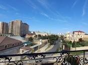 Satılır 7 otaqlı həyət evi/bağ evi 950 m², Badamdar q., photo 2 from 8