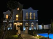 5 otaqlı həyət evi/bağ evi - Mərdəkan q. - 300 m²
