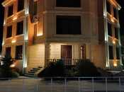 8 otaqlı həyət evi/bağ evi - Novxanı q. - 320 m²