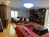 Продаётся 3-комн. вторичка 80 м², м. Ичеришехер, photo 2 from 8