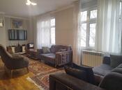 5 otaqlı köhnə tikili - 28 May m. - 200 m²
