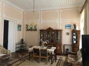 Объявление №4384972 - Баку, м. Сахил, 6-комн., 230 м², 2/4 этаж