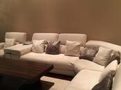 Сдаётся 2-комн. новостройка 85 м², м. Элмляр Академиясы, photo 1 from 6