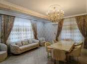 3-комн. новостройка - м. 28 мая - 127 м²
