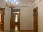 İcarəyə verilir 7 otaqlı köhnə tikili 350 m², Sahil m., photo 2 from 8