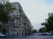Satılır 6 otaqlı köhnə tikili 240 m², Sahil m., photo 1 from 8