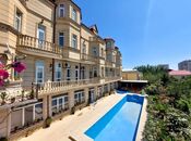 Satılır 20 otaqlı həyət evi/bağ evi 1 600 m², Badamdar q., photo 1 from 8