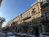 Объявление №4867500 - Баку, м. Сахил, 7-комн., 280 м², 2/3 этаж