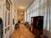 Satılır 7 otaqlı köhnə tikili 280 m², Sahil m., photo 2 from 8