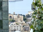 Elan №4894089 - Bakı, İçəri Şəhər m., 3 otaqlı, 80 m², 6/6 mərtəbə