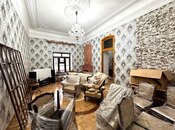 Satılır 6 otaqlı köhnə tikili 215 m², Sahil m., photo 3 from 8