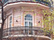 Объявление №5004020 - Баку, м. Сахил, 4-комн., 200 м², 2/3 этаж