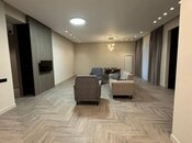 Elan №5018761 - Bakı, Şıxov q., 3 otaqlı, 158 m², 2/6 mərtəbə