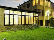 5 otaqlı həyət evi/bağ evi - Novxanı q. - 300 m²