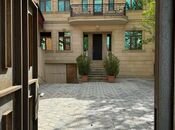 Satılır 5 otaqlı həyət evi/bağ evi 500 m², Azadlıq Prospekti m., photo 2 from 8