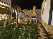 4 otaqlı həyət evi/bağ evi - Mərdəkan q. - 240 m²