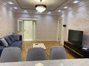 3-комн. новостройка - м. 8 ноября - 90 м²