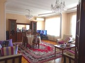 Satılır 5 otaqlı köhnə tikili 110 m², Əhmədli m., photo 1 from 8