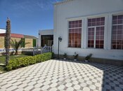 4 otaqlı həyət evi/bağ evi - Mərdəkan q. - 240 m²