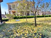 6 otaqlı həyət evi/bağ evi - Novxanı q. - 400 m²
