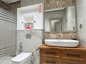 Сдаётся 3-комн. новостройка 140 м², м. Низами, photo 5 from 8
