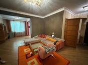 Satılır 5 otaqlı köhnə tikili 200 m², Sahil m., photo 2 from 8