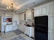 4 otaqlı yeni tikili - 8 Noyabr m. - 185 m²