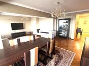 Satılır 5 otaqlı köhnə tikili 200 m², Nəsimi r., photo 2 from 8