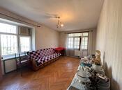 Продаётся 2-комн. вторичка 53 м², м. Элмляр Академиясы, photo 1 from 8