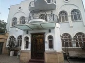 Satılır 8 otaqlı həyət evi/bağ evi 650 m², Binəqədi r., photo 1 from 8