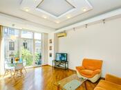 Elan №5334274 - Bakı, İçəri Şəhər m., 2 otaqlı, 120 m², 3/5 mərtəbə