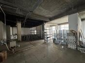 Obyekt - İnşaatçılar m. - 300 m²
