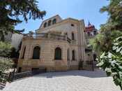 Satılır 8 otaqlı həyət evi/bağ evi 800 m², Nəsimi r., photo 2 from 8