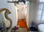 Satılır 2 otaqlı köhnə tikili 45 m², Nizami m., photo 2 from 8
