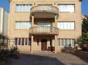 Satılır 12 otaqlı həyət evi/bağ evi 650 m², Badamdar q., photo 1 from 8
