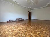 Satılır 7 otaqlı həyət evi/bağ evi 730 m², Nəsimi m., photo 2 from 8