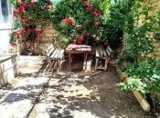 Satılır 4 otaqlı həyət evi/bağ evi 130 m², Novxanı q., photo 1 from 8