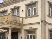 10 otaqlı həyət evi/bağ evi - Şüvəlan q. - 500 m²