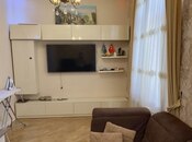 Satılır 3 otaqlı köhnə tikili 86 m², Elmlər Akademiyası m., photo 3 from 8