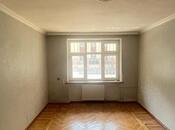 Satılır 3 otaqlı köhnə tikili 75 m², Elmlər Akademiyası m., photo 4 from 8