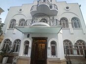 Продаётся 8-комн. дом/дача 600 м², м. Насими, photo 1 from 8