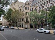 Elan №5452280 - Bakı, Sahil m., 7 otaqlı, 380 m², 4/4 mərtəbə