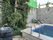 4 otaqlı həyət evi/bağ evi - Suraxanı r. - 200 m²