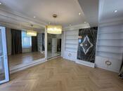 Продаётся 3-комн. новостройка 75 м², м. Кара Караев, photo 1 from 8